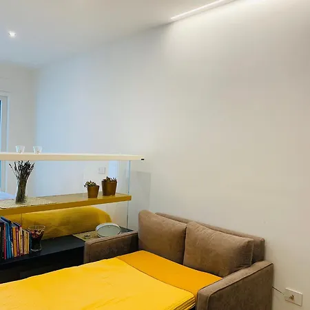 Apartment Domus13-with Private Parking Bari
